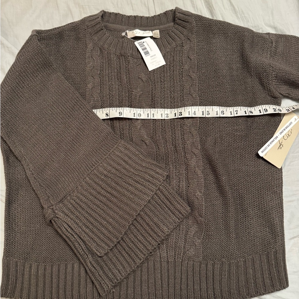 Khaki sweater petite XS